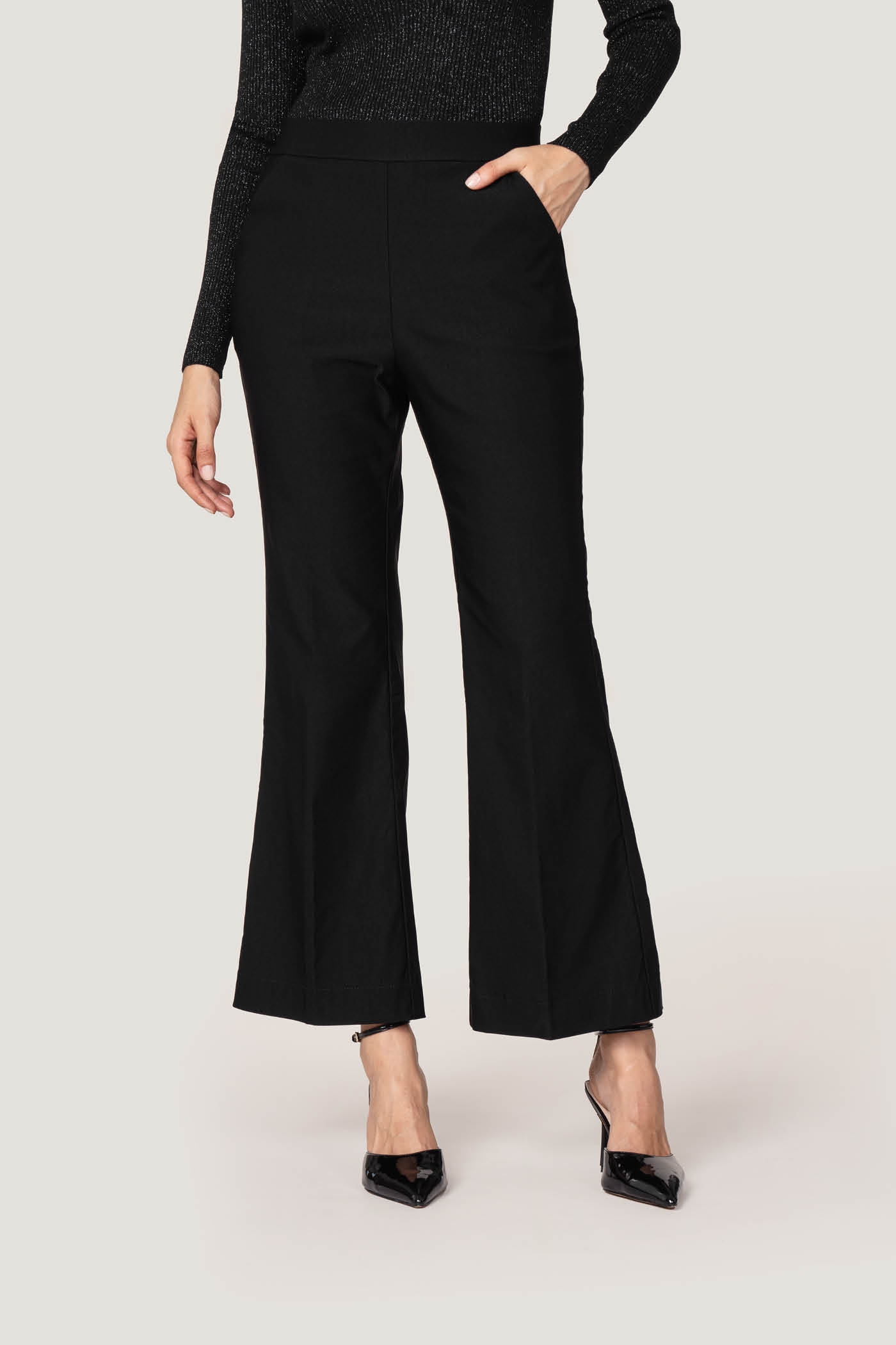 Pantaloni Kick Flare con Bottoni Gioiello goldenpoint