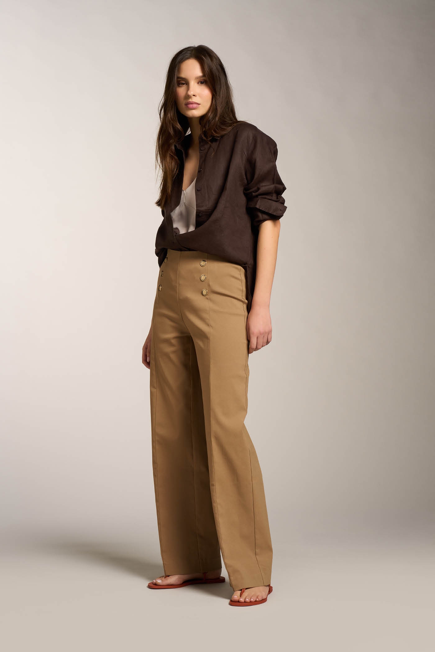 Leggings wide cropped con bottoni