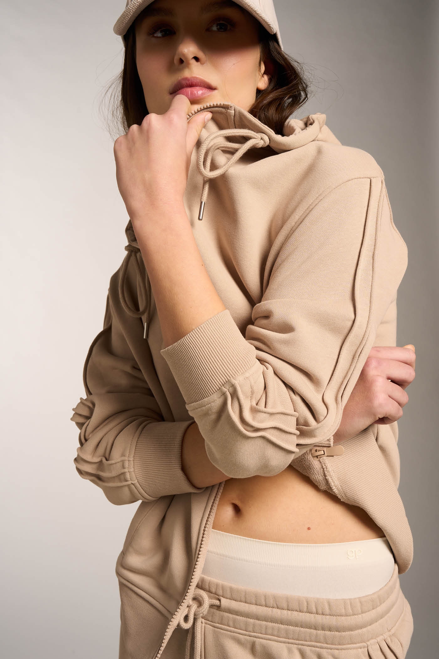 Felpa Full Zip con Cappuccio