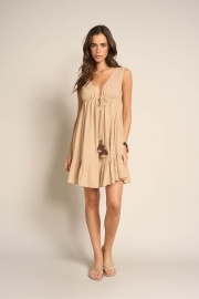 Abito Corto Smanicato Con Balze E Nappinie