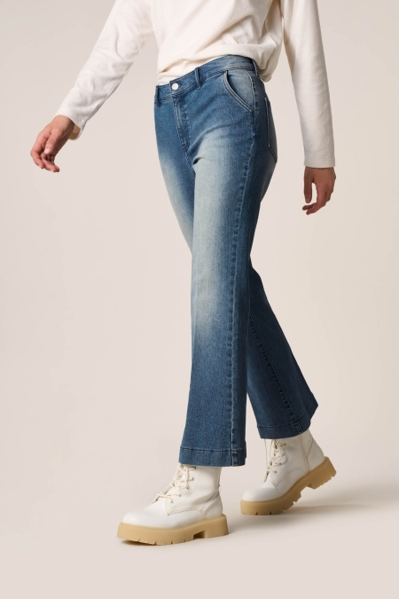 Jeans Donna scopri tutti i modelli goldenpoint