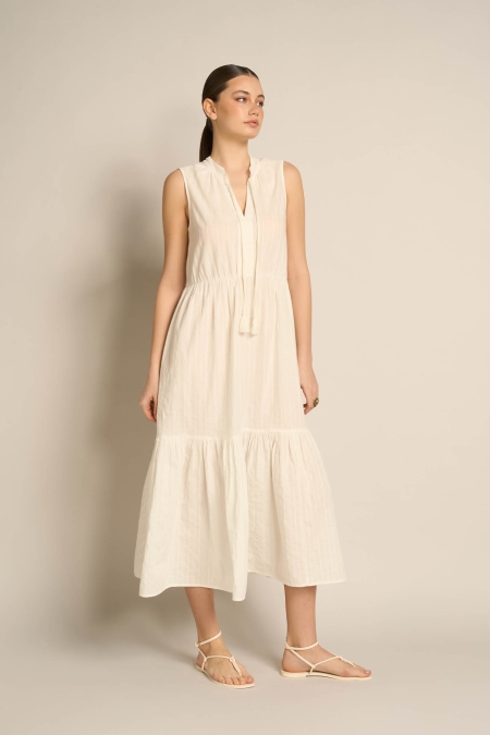 Maxi Abito Smanicato Con Balza E Nappine